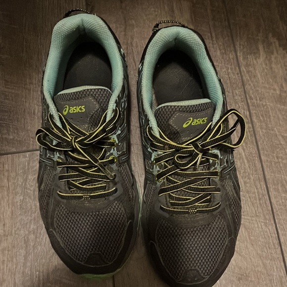 ASICS gel - Picture 2 of 3